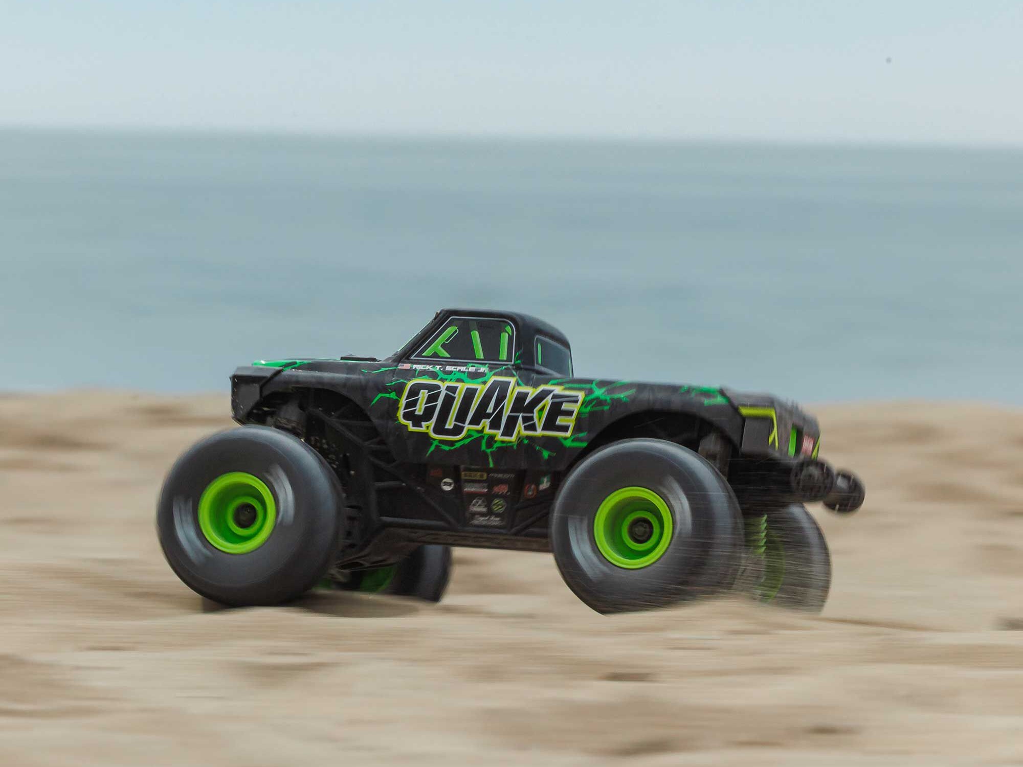 1/16 QUAKE GROM 4X4 RTR Monster Truck Green-19