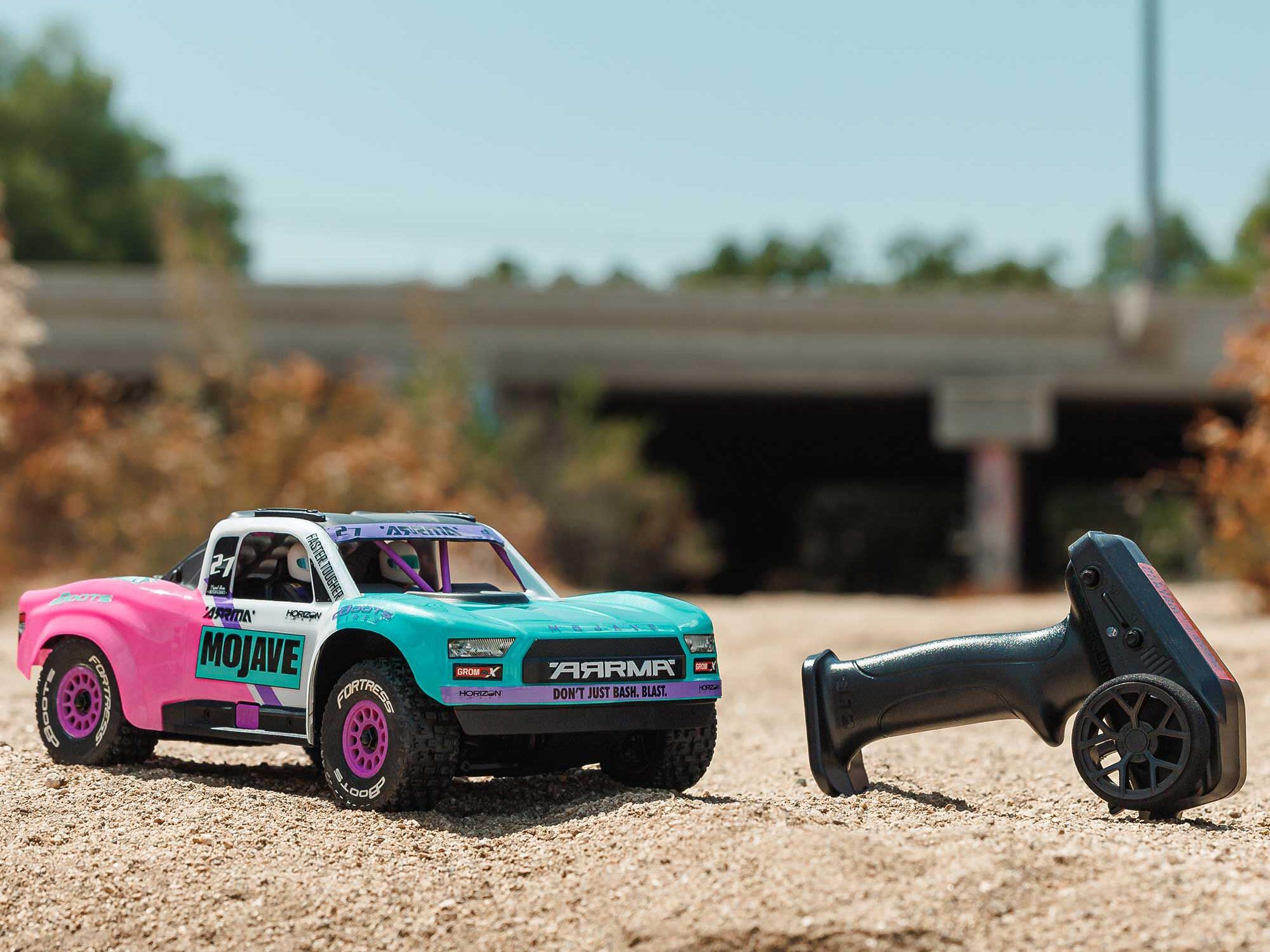 Arrma 1/16 Mojave GROM 223S BLX 4X4 DT with Batt/Charger Teal-21