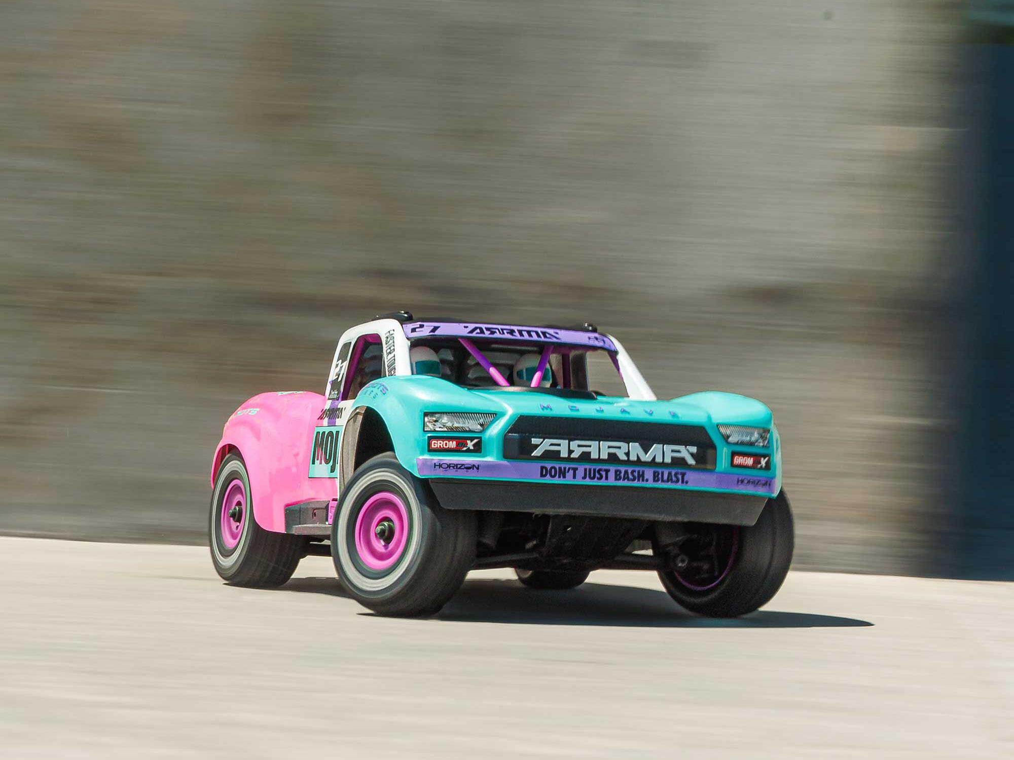 Arrma 1/16 Mojave GROM 223S BLX 4X4 DT with Batt/Charger Teal-17