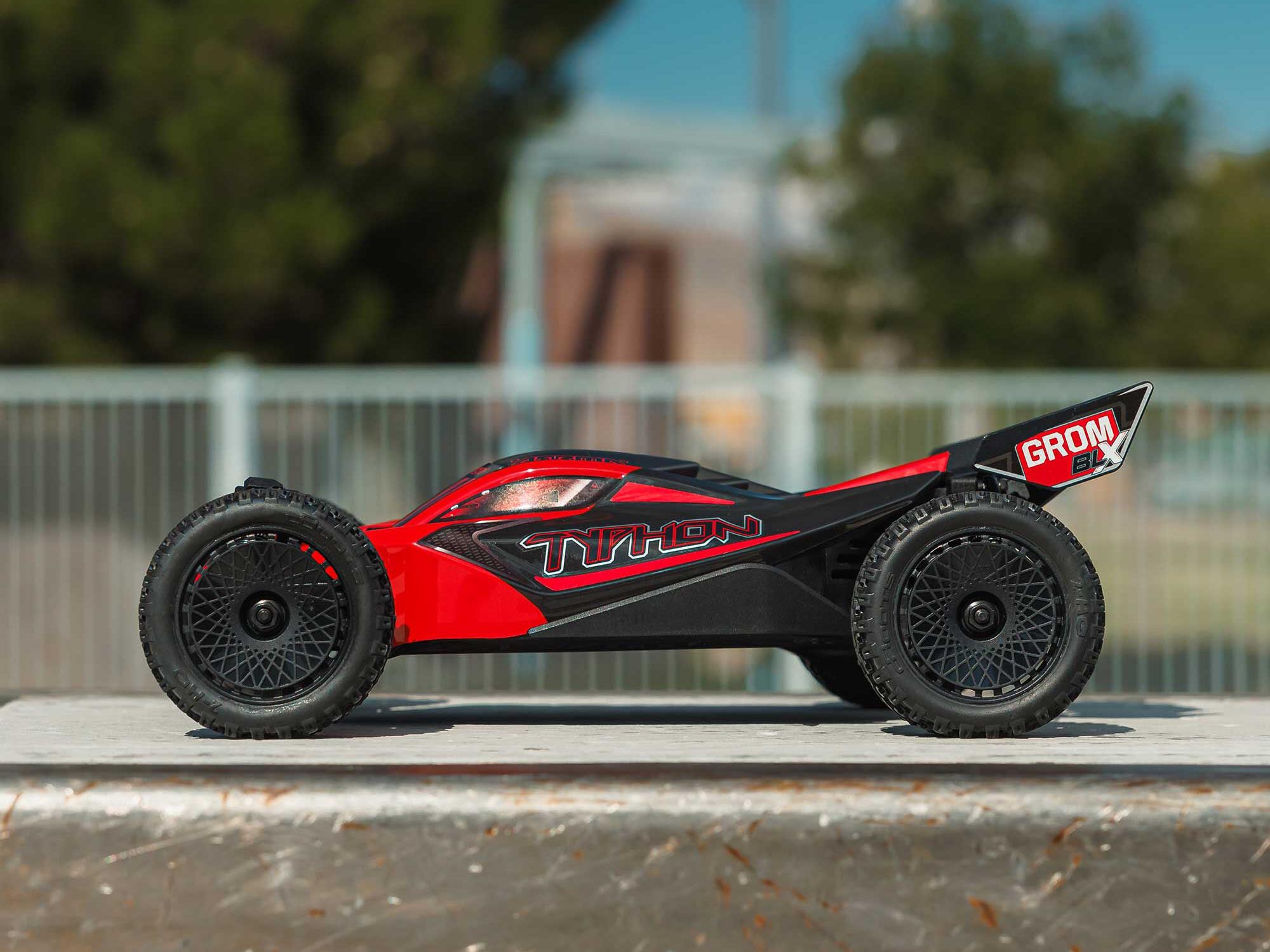 Arrma 1/18 Typhon GROM 223S BLX 4X4 with Batt/Charger Red-23