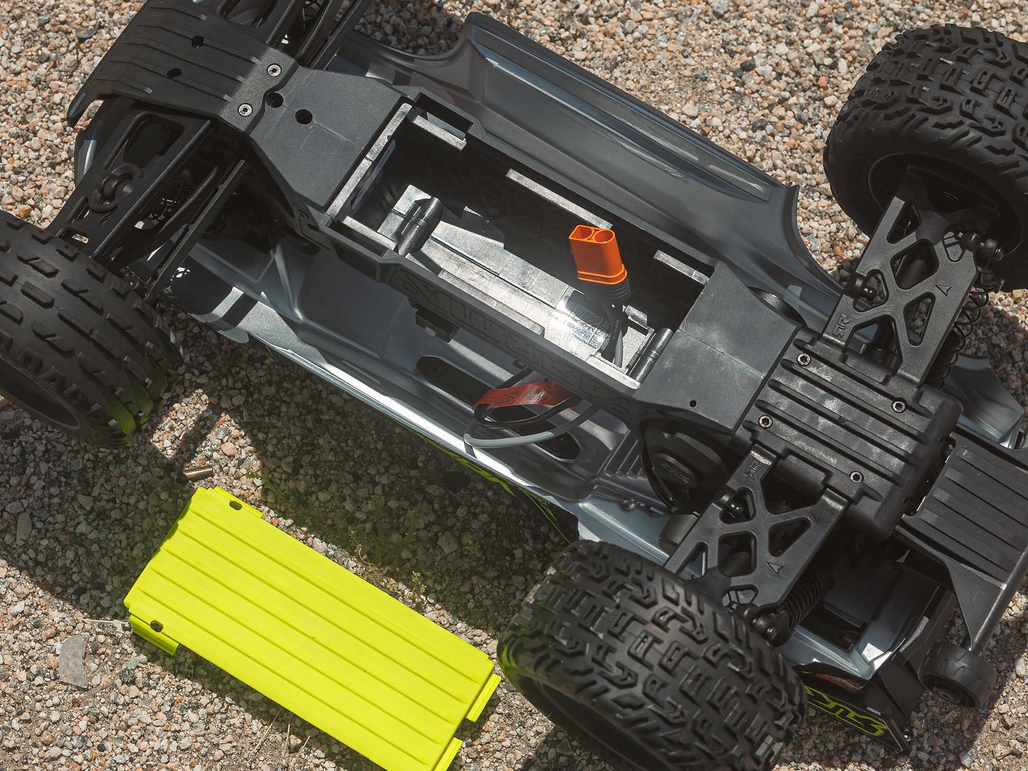 Arrma 1/10 VORTEKS 223S DSC 2WD RTR Brushless Stadium Truck, Yellow-21