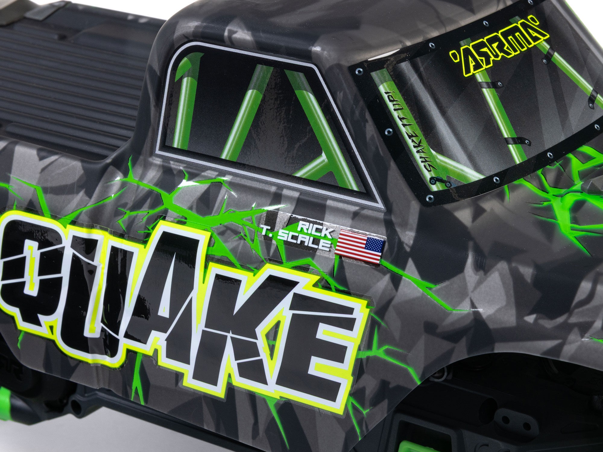 1/10 QUAKE 223S DSC 2WD RTR Brushless Monster Truck, Green-11