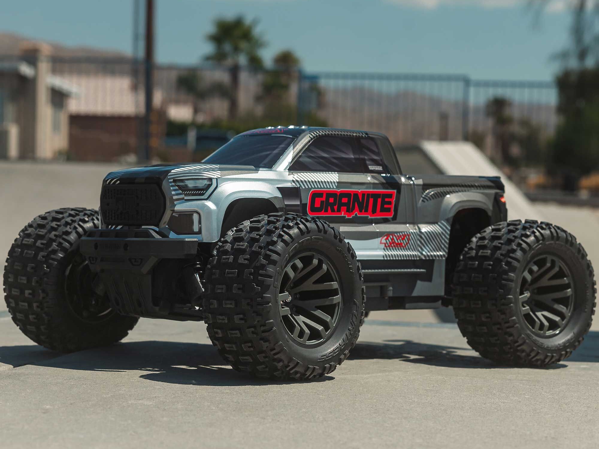 1/10 GRANITE 223S DSC 4X4 RTR Monster Truck Gunmetal-17