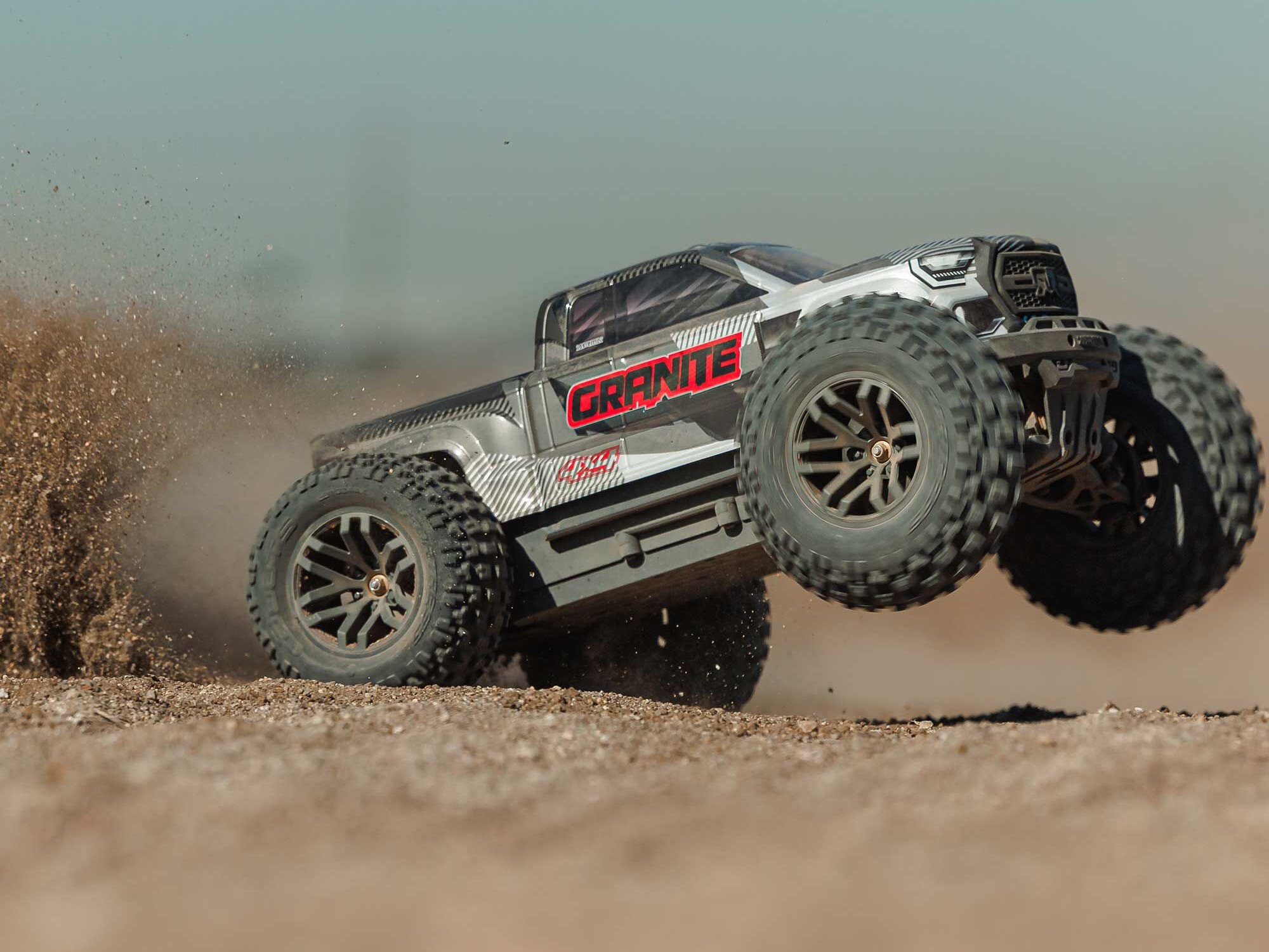 1/10 GRANITE 223S DSC 4X4 RTR Monster Truck Gunmetal-20