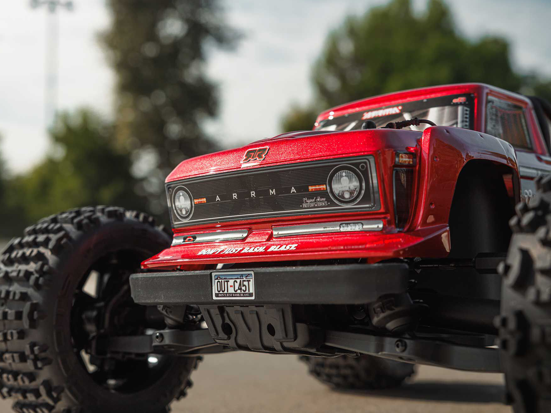 Arrma 1/10 Outcast 4S 4X4 BLX Stunt MT (with Centre Diff) Red-23