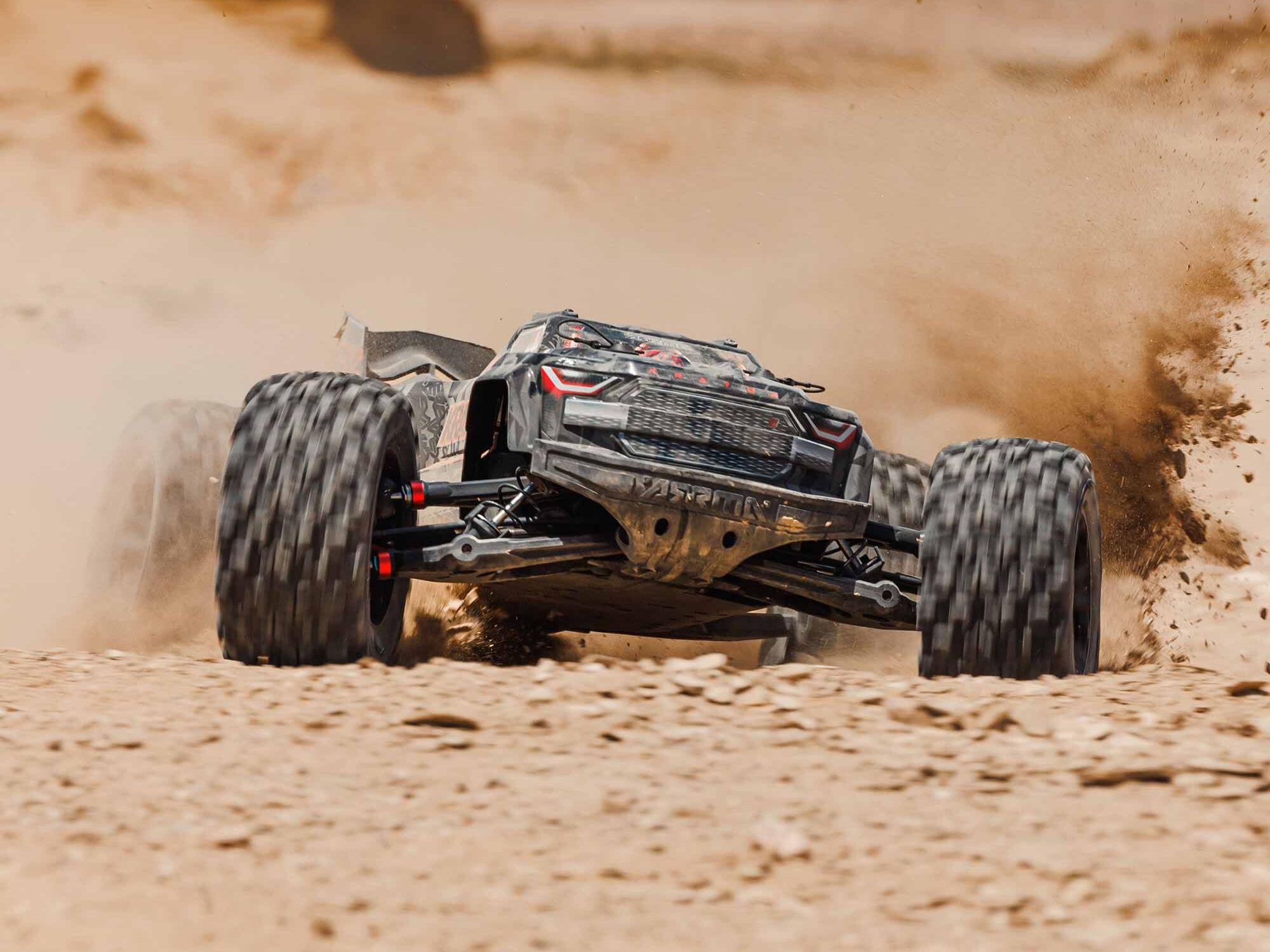 Arrma 1/5 KRATON 4x4 8S BLX EXB Brushless Monster Truck RTR, Black-29