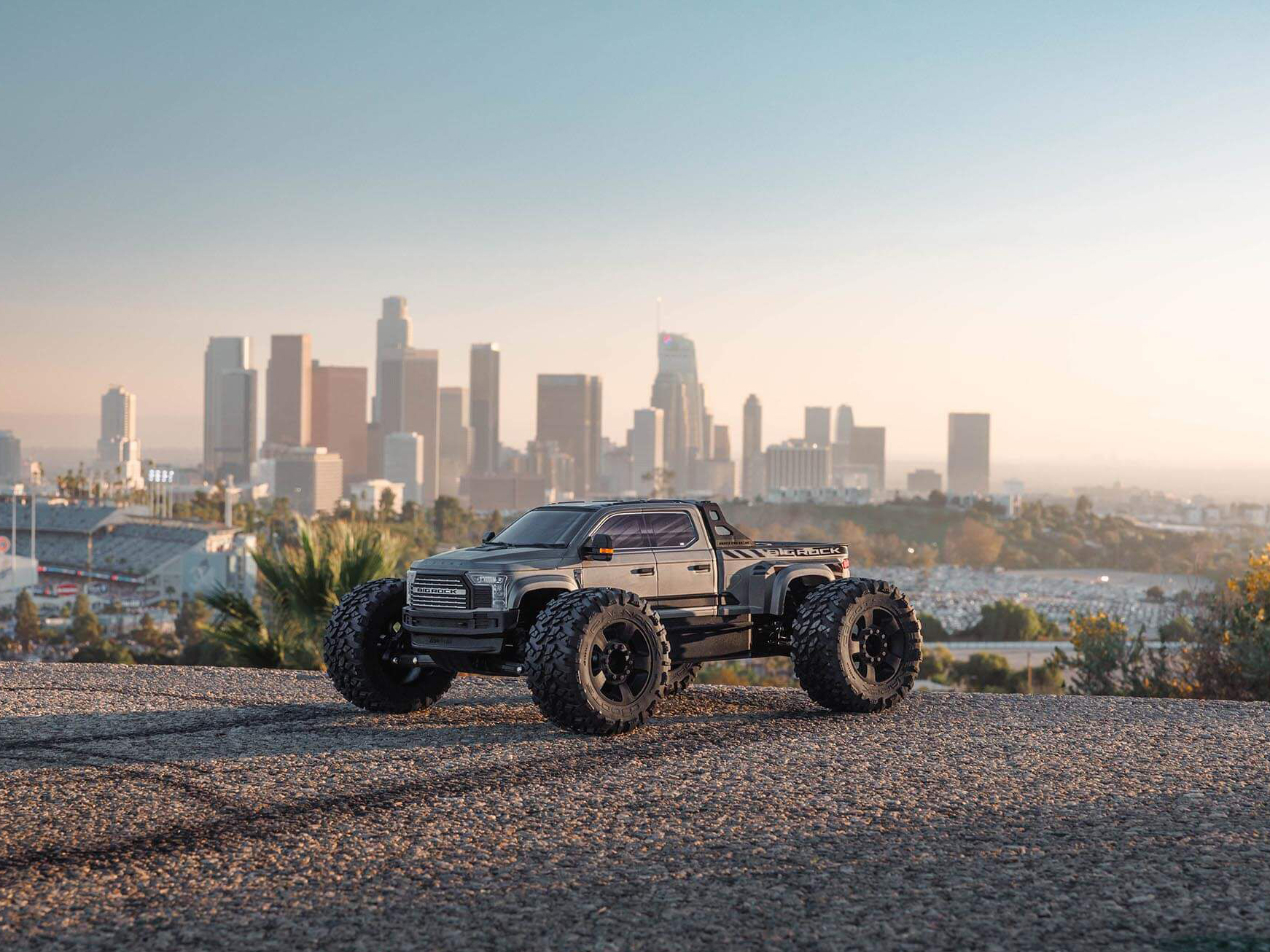 Arrma 1/7 BIG ROCK 6S 4X4 BLX Monster Truck RTR Gunmetal-30