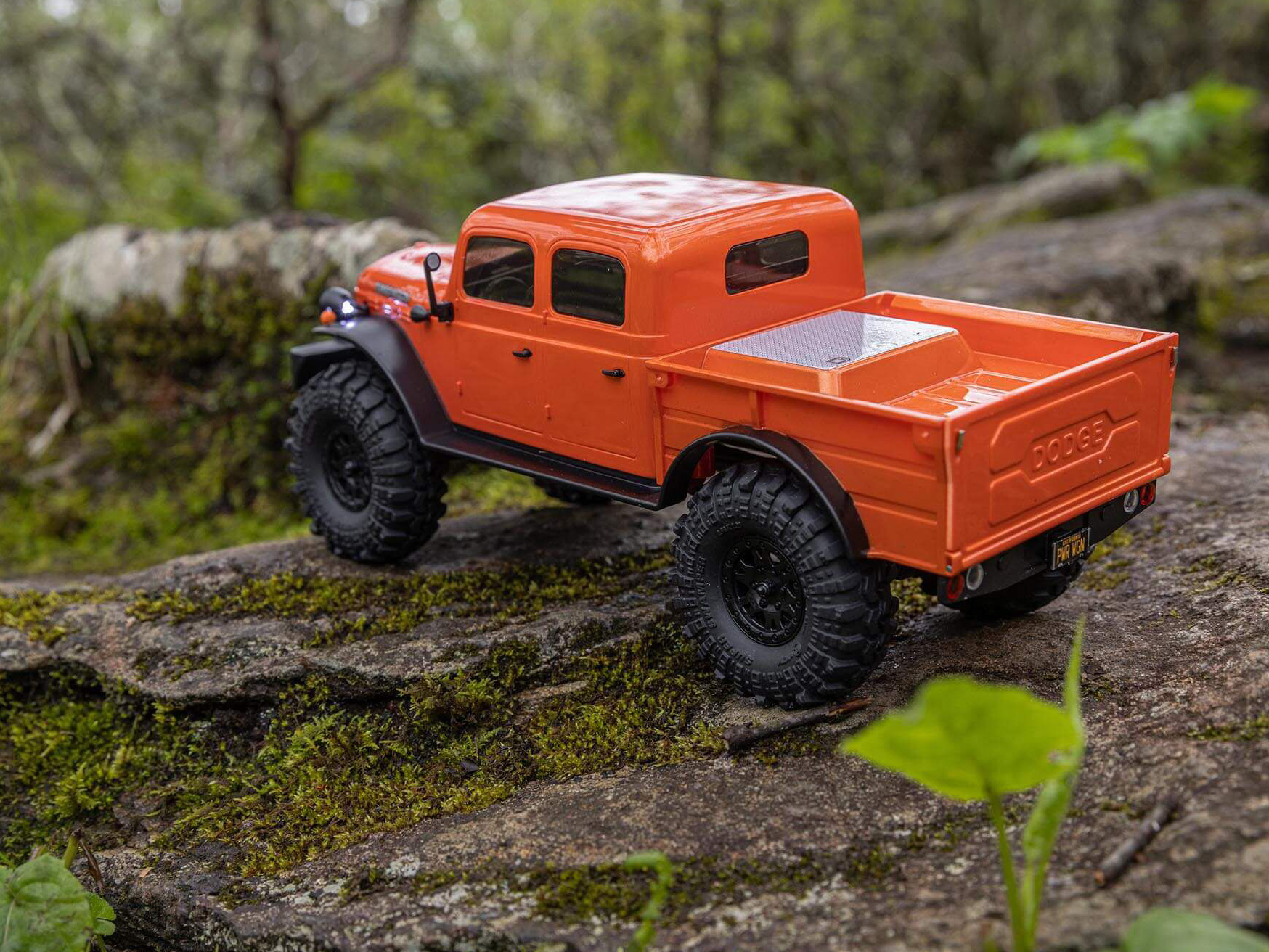 Axial 1/24 SCX24 Dodge Power Wagon 4WD Rock Crawler Brushed RTR - Orange-27