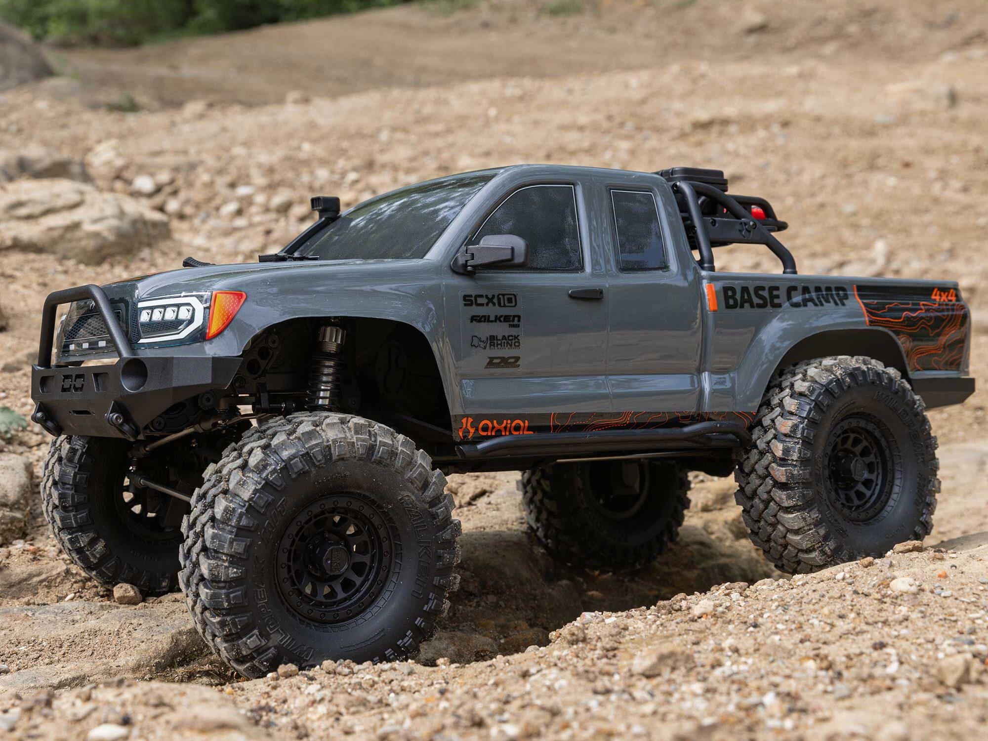 Axial 1/10 SCX10 III Base Camp 4X4 Rock Crawler RTR Grey-22