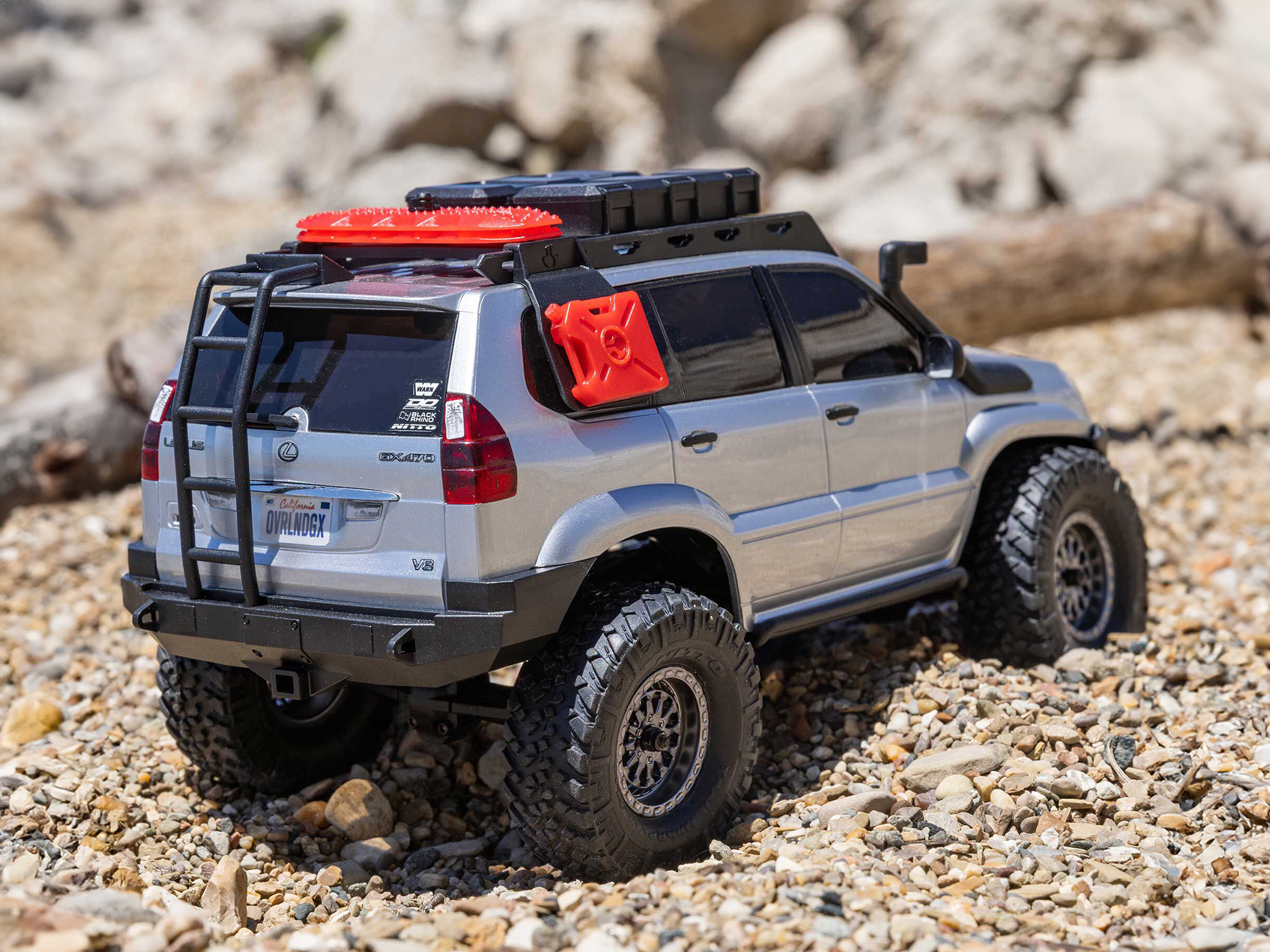 Axial 1/24 SCX24 Lexus GX 470 4x4 Rock Crawler RTR - Silver-21