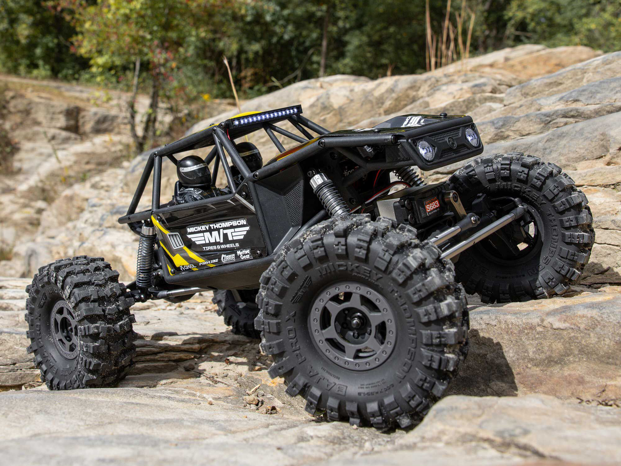 Axial 1/10 UTB10 Capra 1.9 4WS 4X4 RTR - Yellow-25