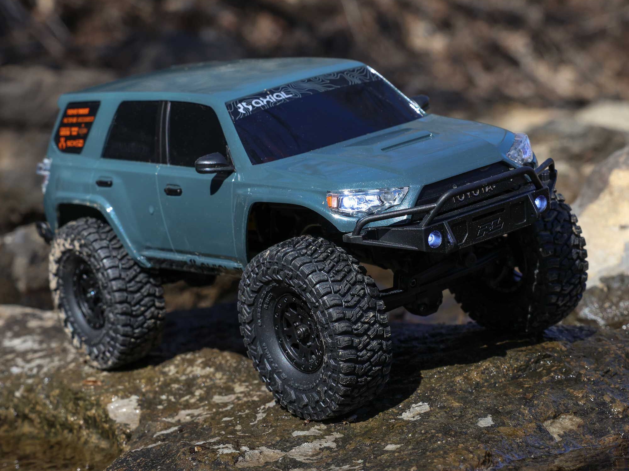 Axial 1/24 SCX24 Toyota 4Runner 4x4 RTR Brushed Rock Crawler - Grey-12