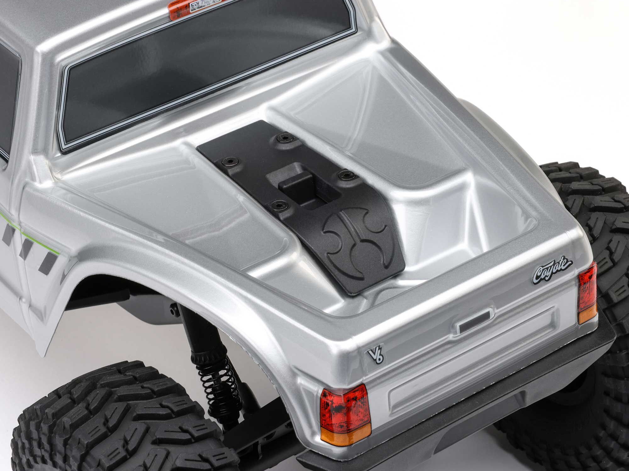 1/10 SCX10 III Coyote 4X4 RTR Brushed Rock Crawler, Silver-16
