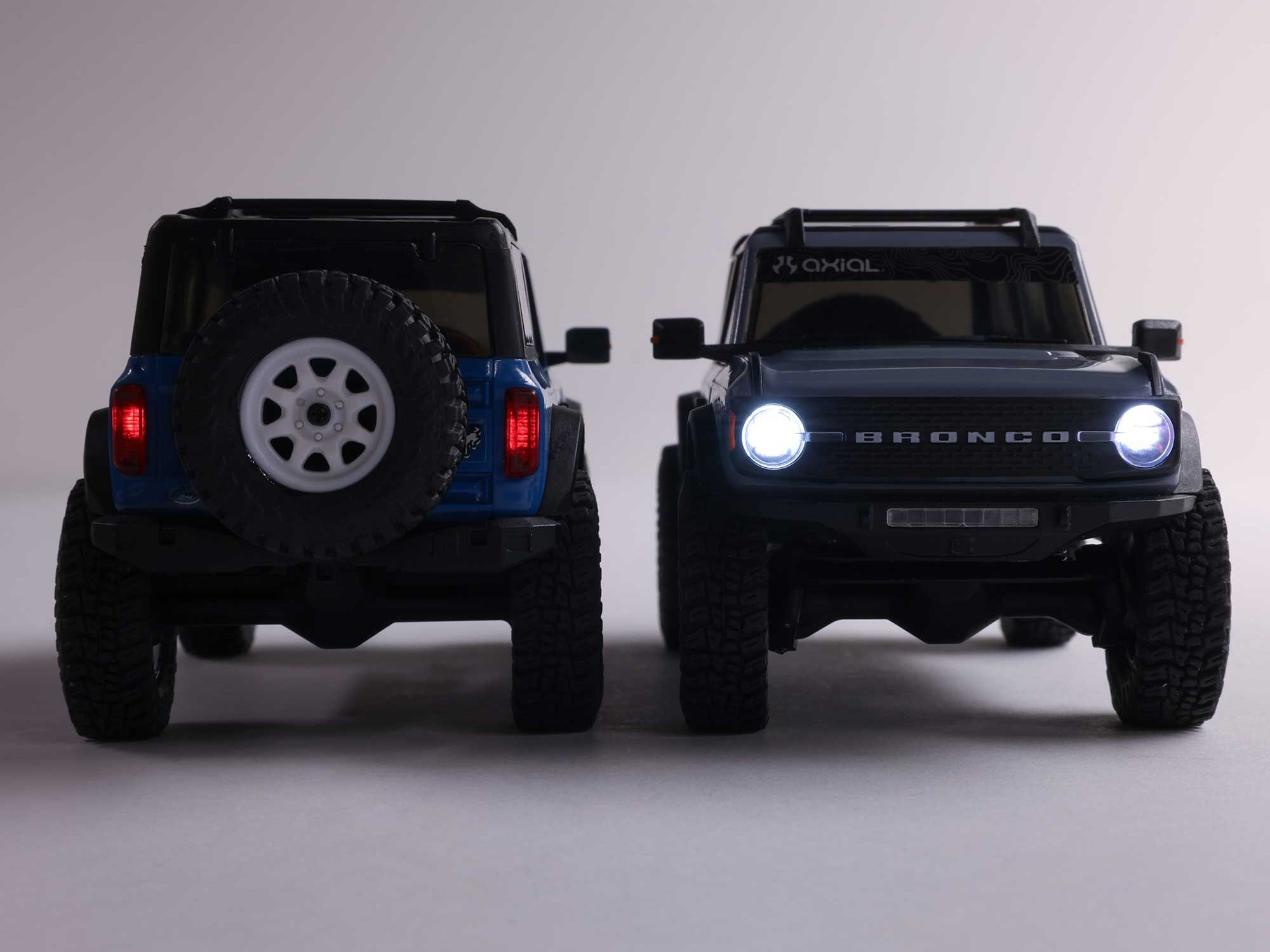 1/30 SCX30 Ford Bronco 4X4 RTR Rock Crawler Blue-11
