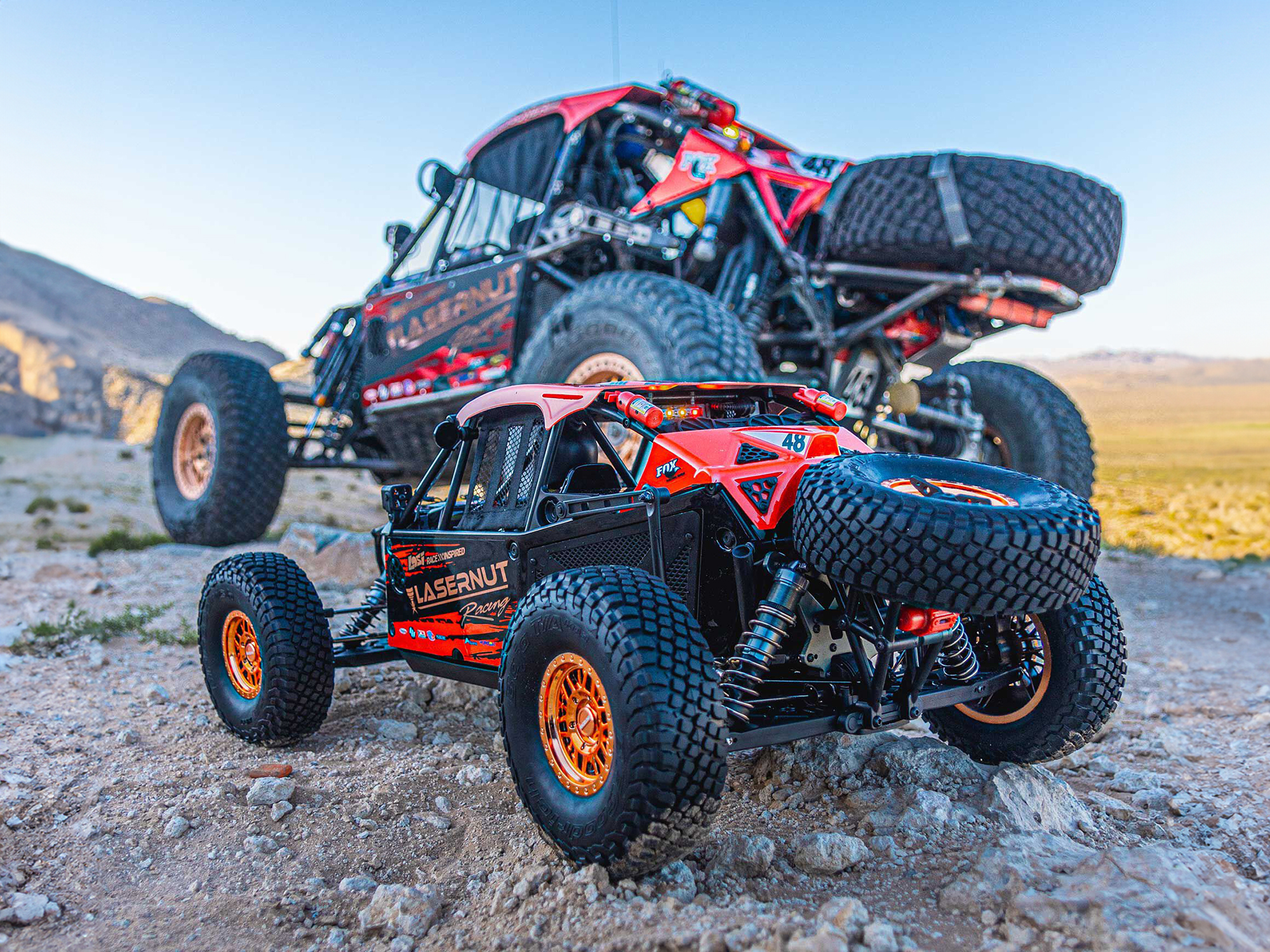 Losi 1/6 8IGHT-X Super Lasernut 4WD Brushless Buggy RTR-30
