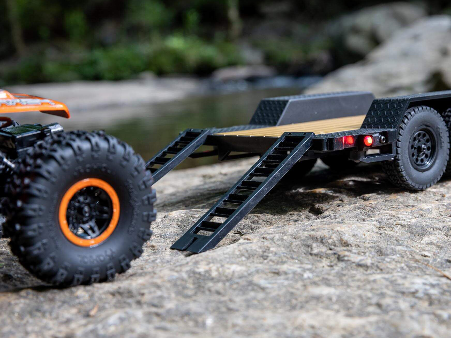 Axial SCX24 Flat Bed Vehicle Trailer with LED Taillights:1/24th-17