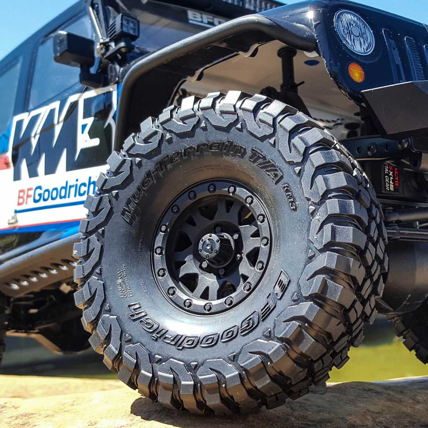 1/10 BFG T/A KM3 Predator Front/Rear 1.9" Rock Crawling Tire-5