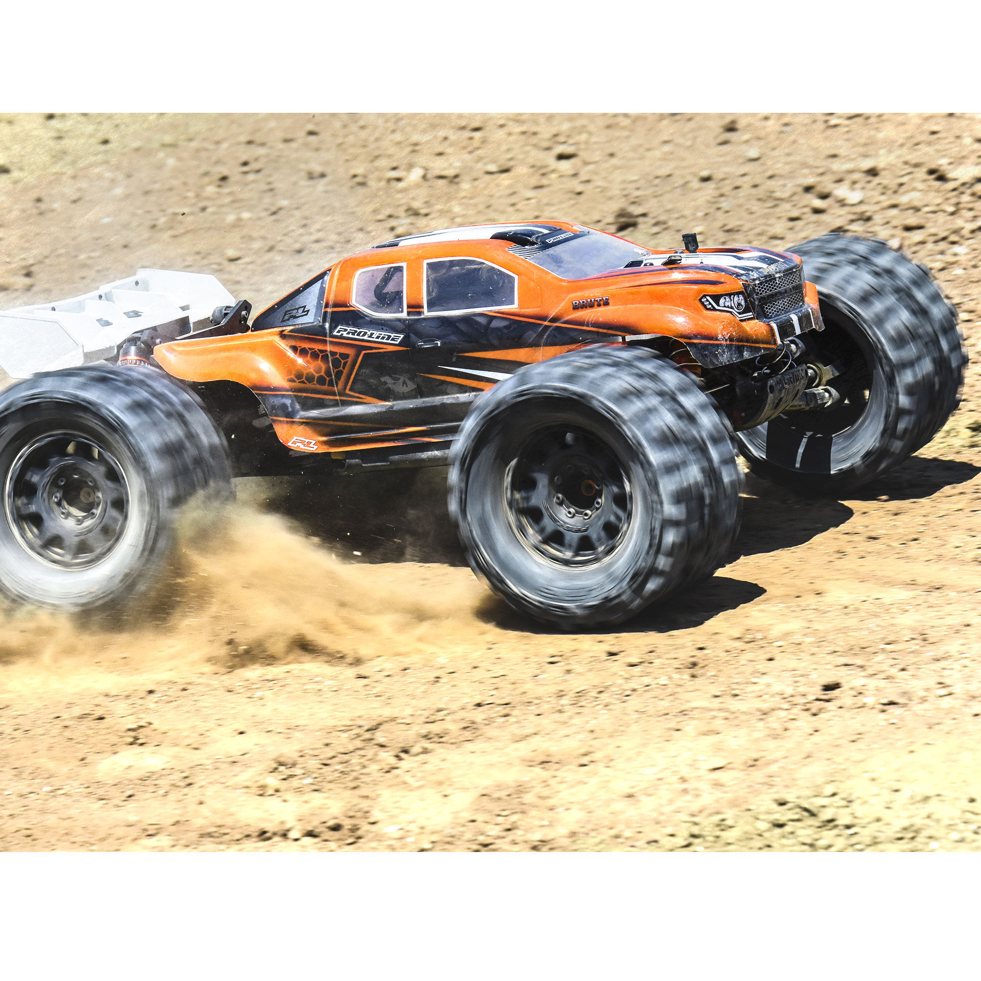 1/8 Trencher HP BELTED F/R 3.8" MT Tires Mounted 17mm Blk Ra-6