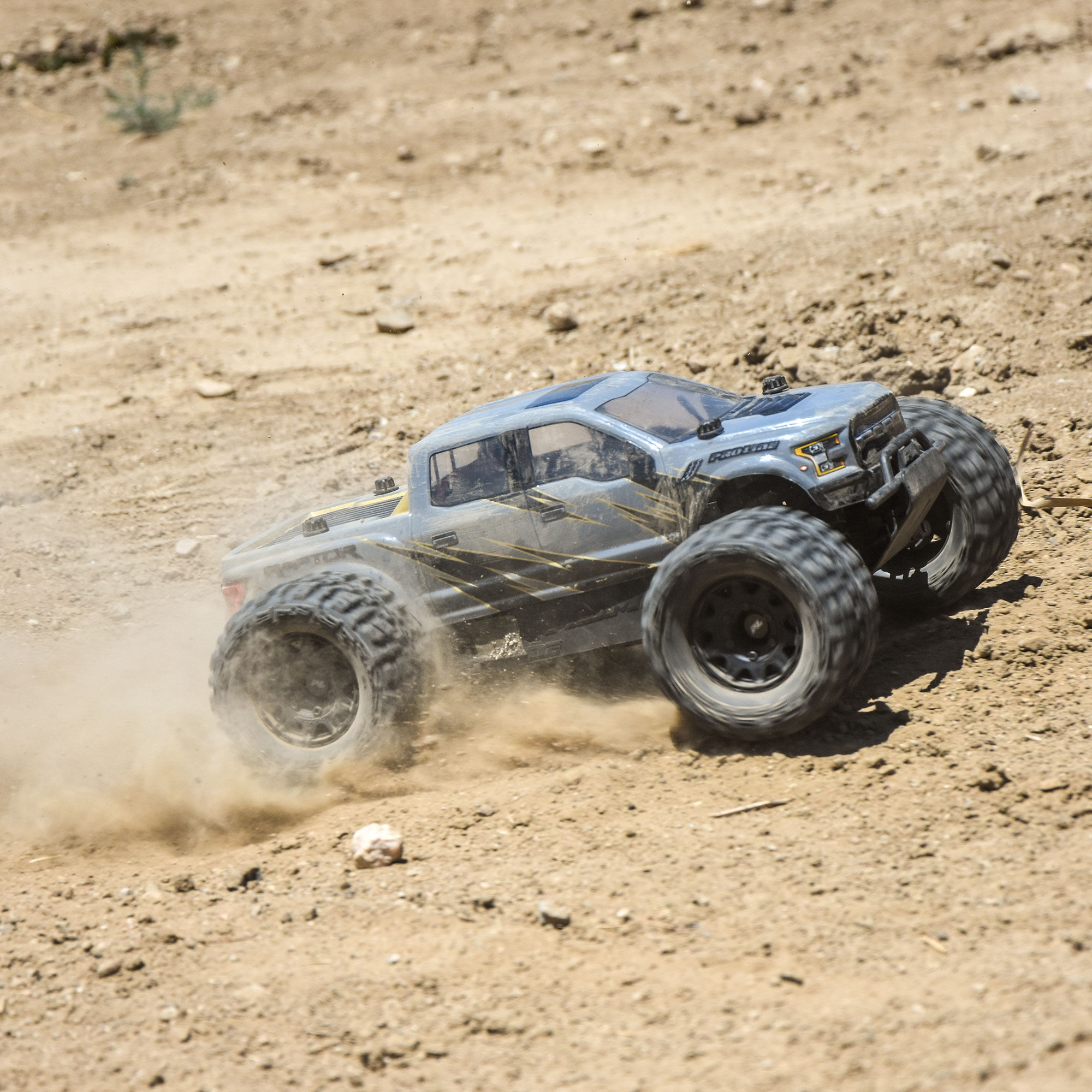 1/10 Trencher HP BELTED F/R 2.8" MT Tires Mounted 12mm Blk R-6