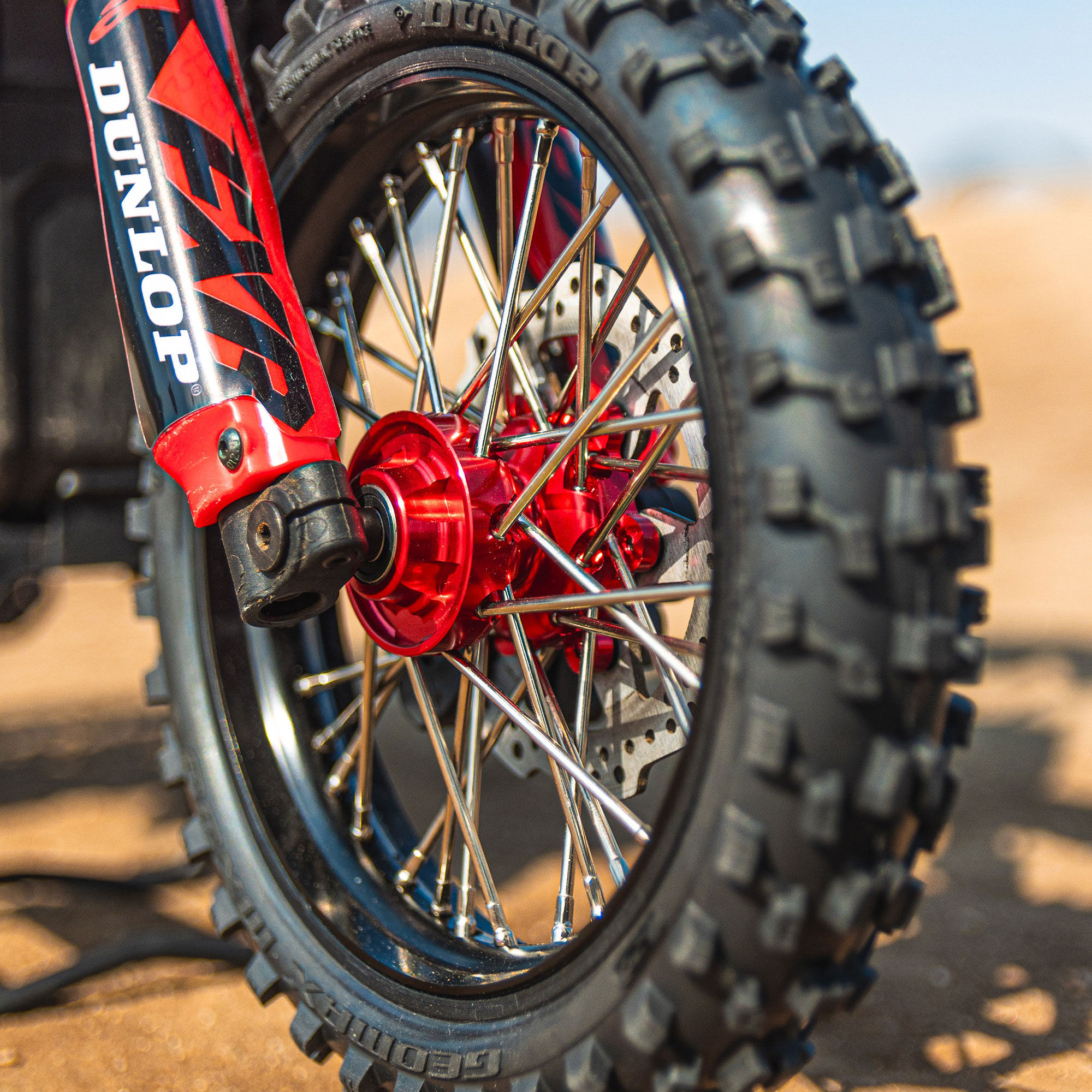 14-pro-spec-aluminum-front-hub-red-promoto-mx