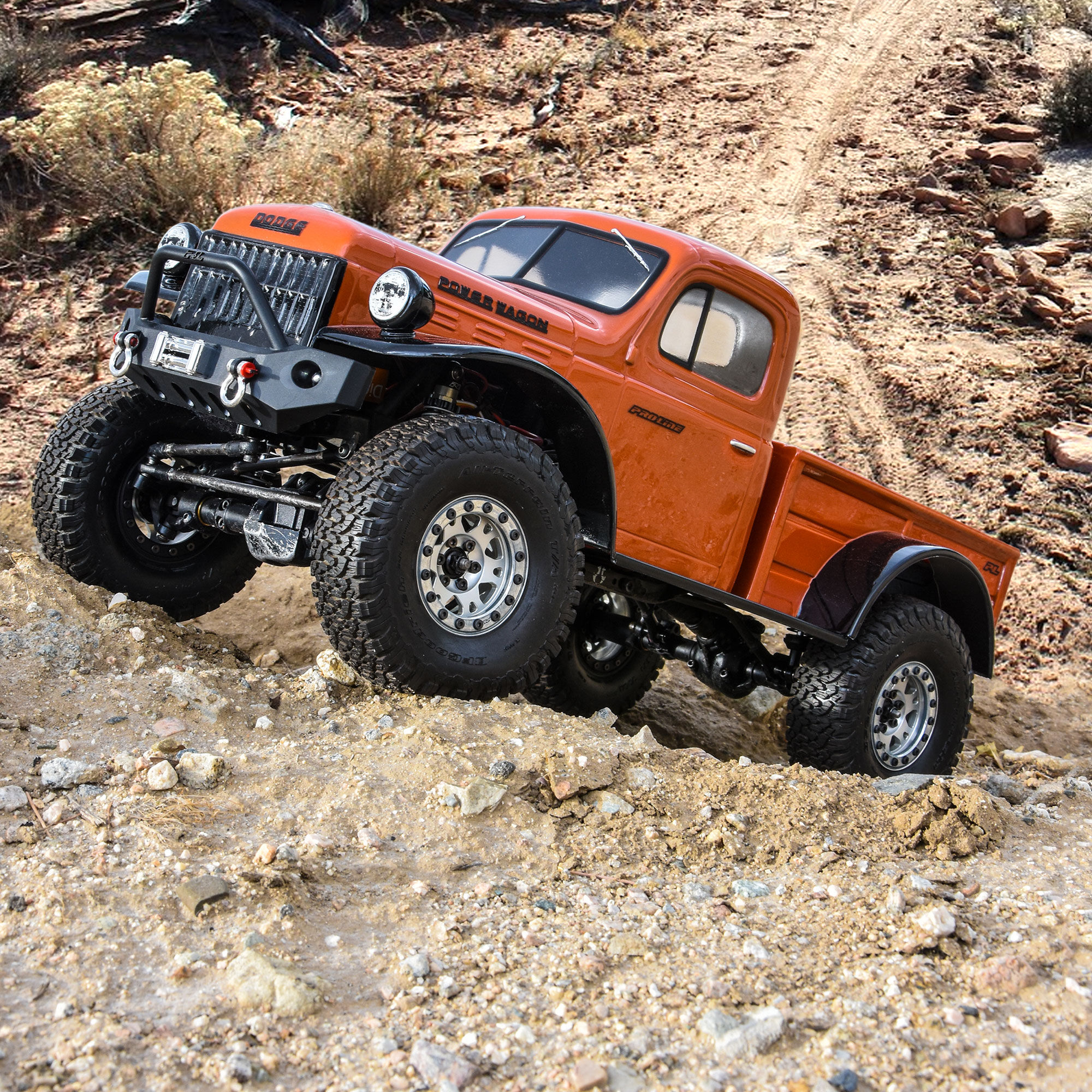 1/10 1946 Dodge Power Wagon Clear Body 12.3" (313mm) WB Craw-11