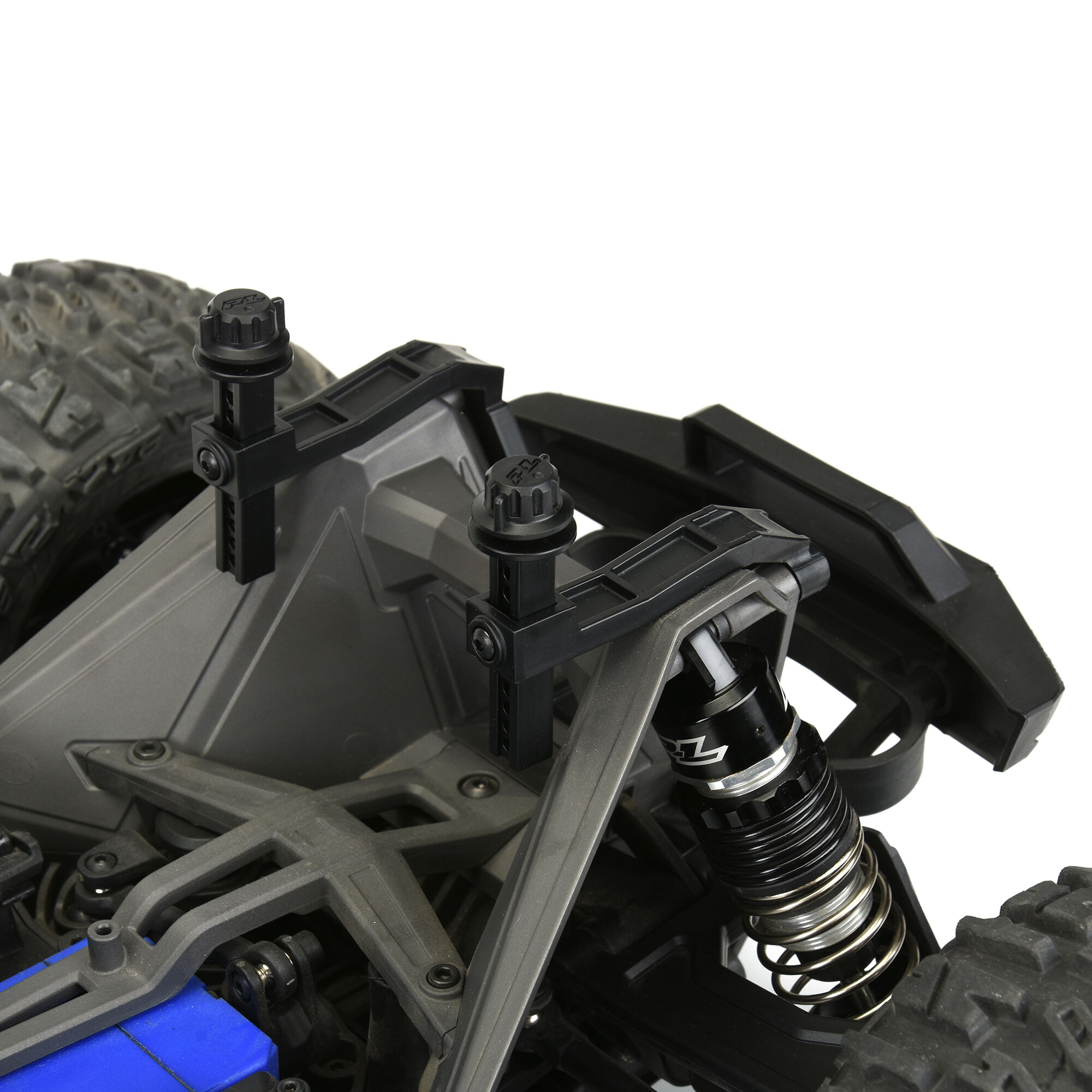 1/8 Extended Front/Rear Body Mounts: MAXX-2