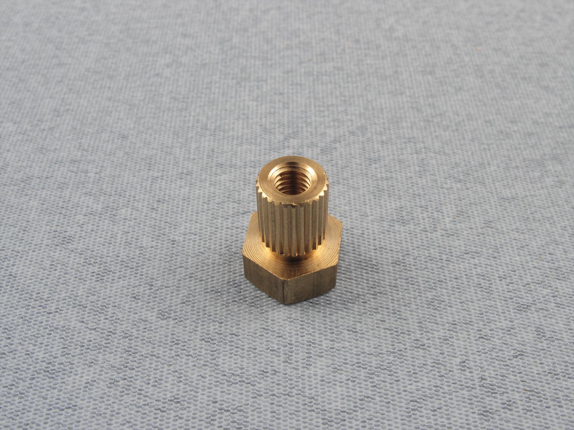 couple-tapped-insert-m3x05