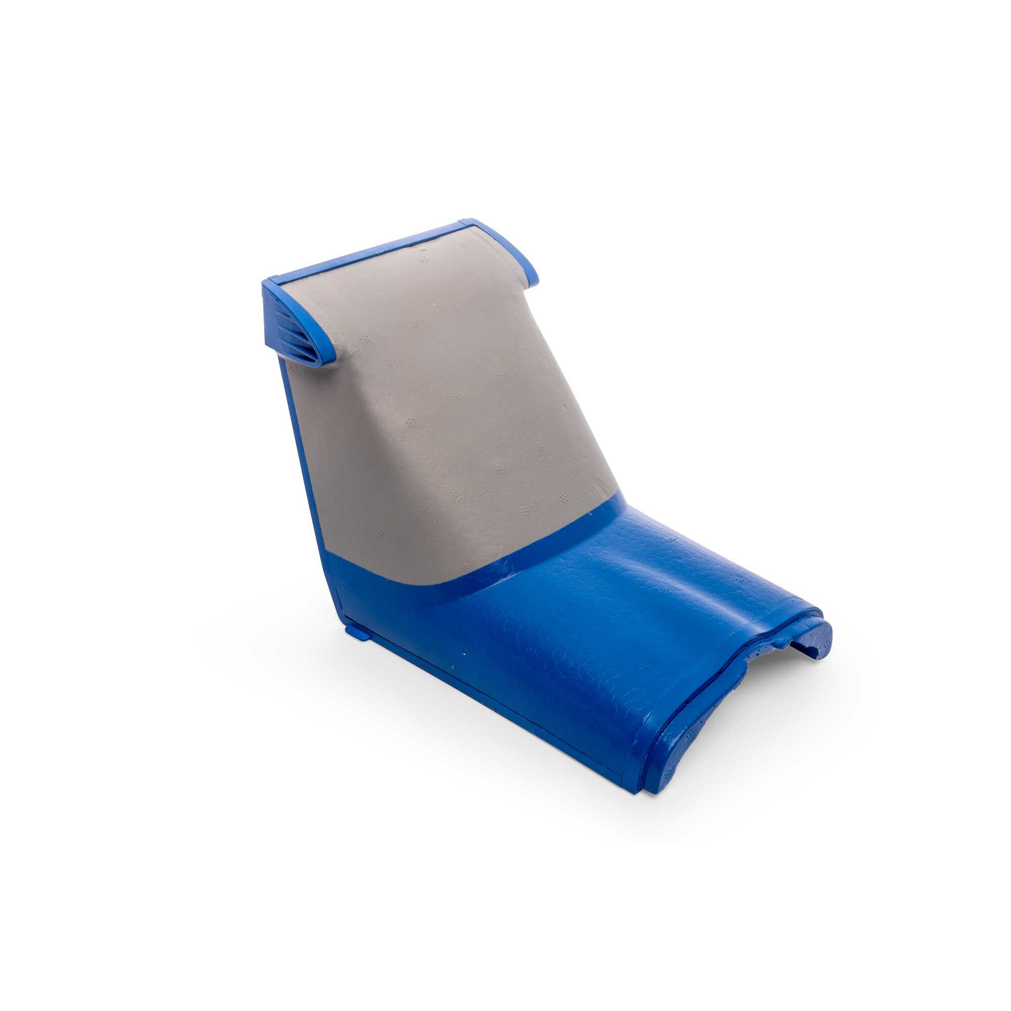 painted-hatch-decathlon-12m