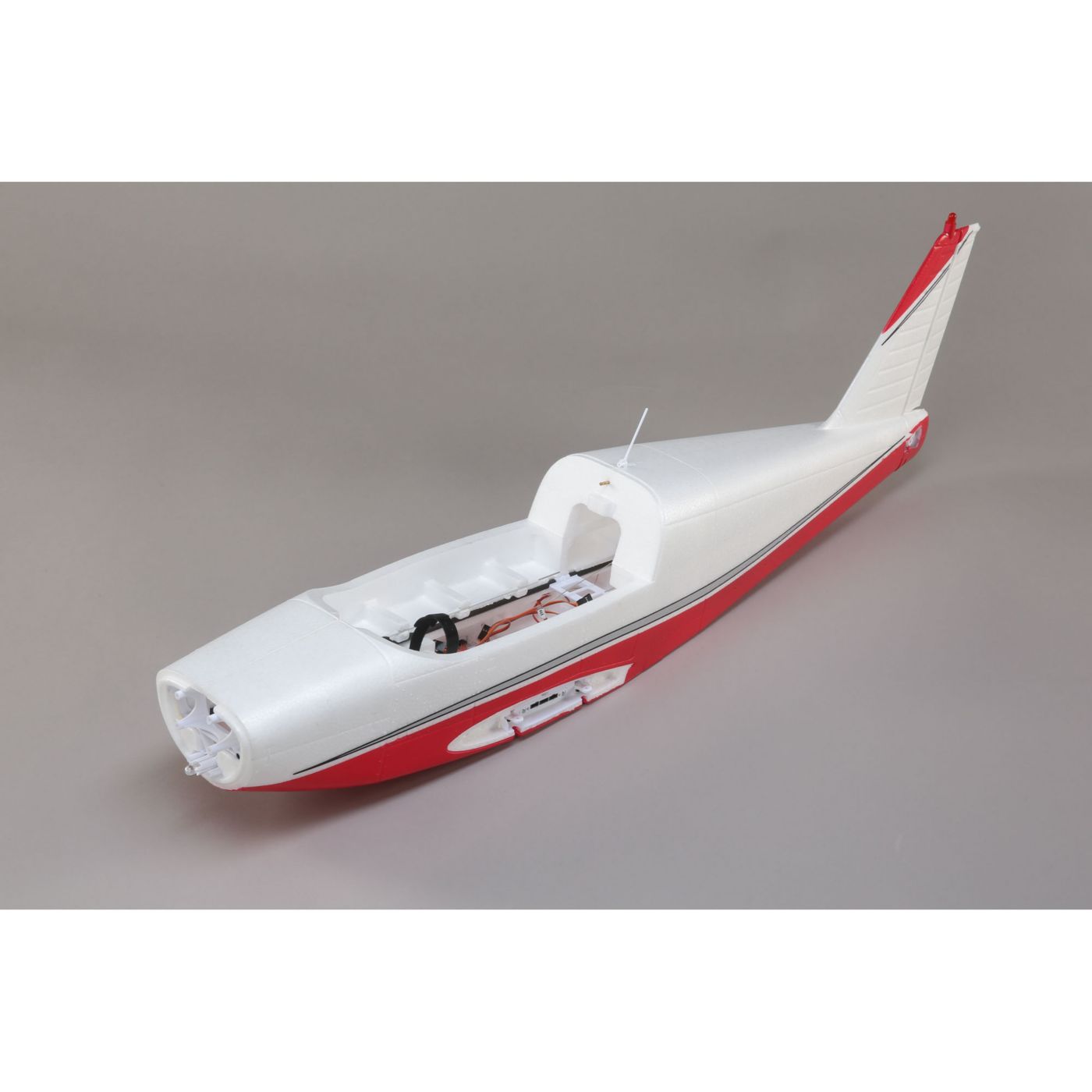painted-fuselage-cherokee-14m