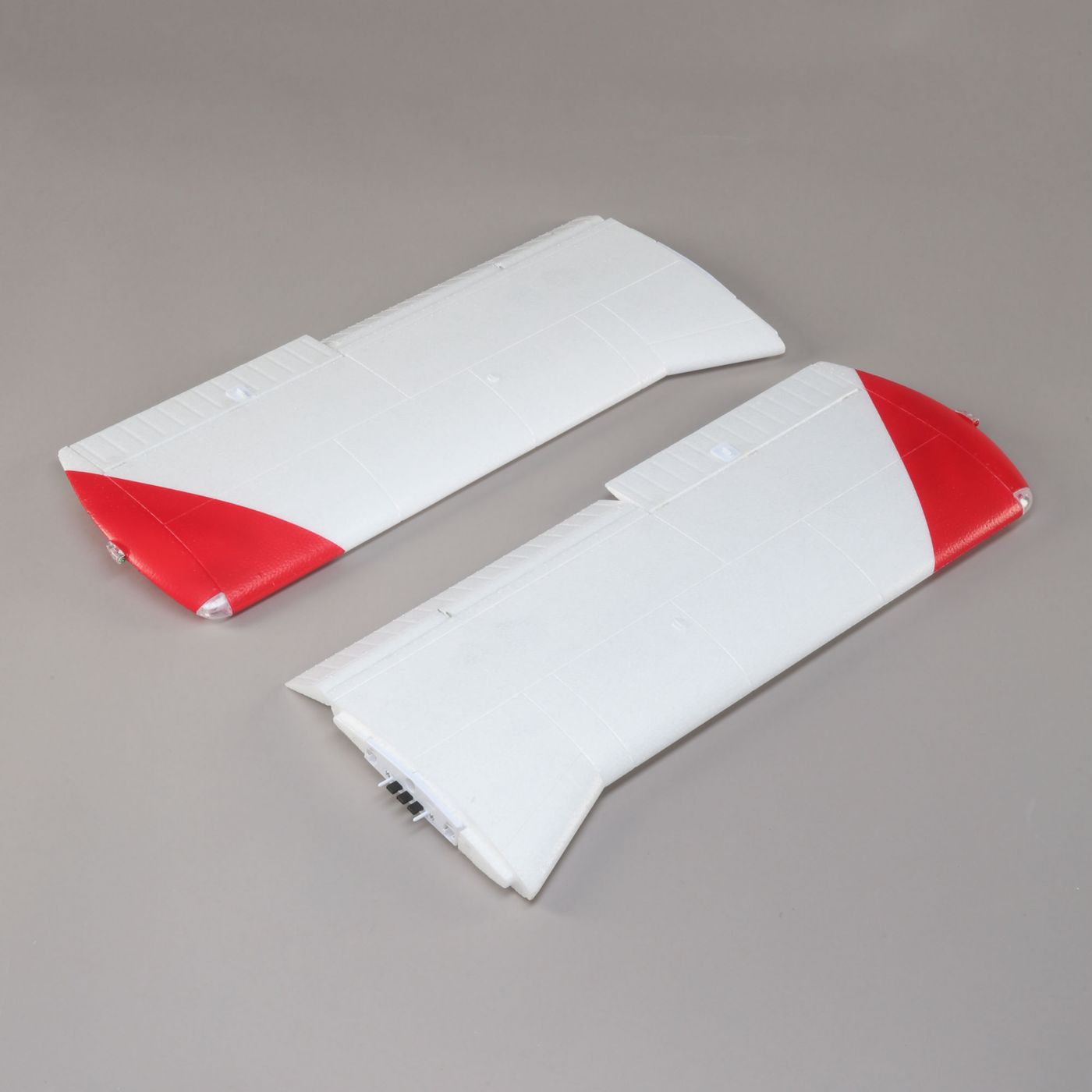 painted-wing-wo-servos-cherokee-14m