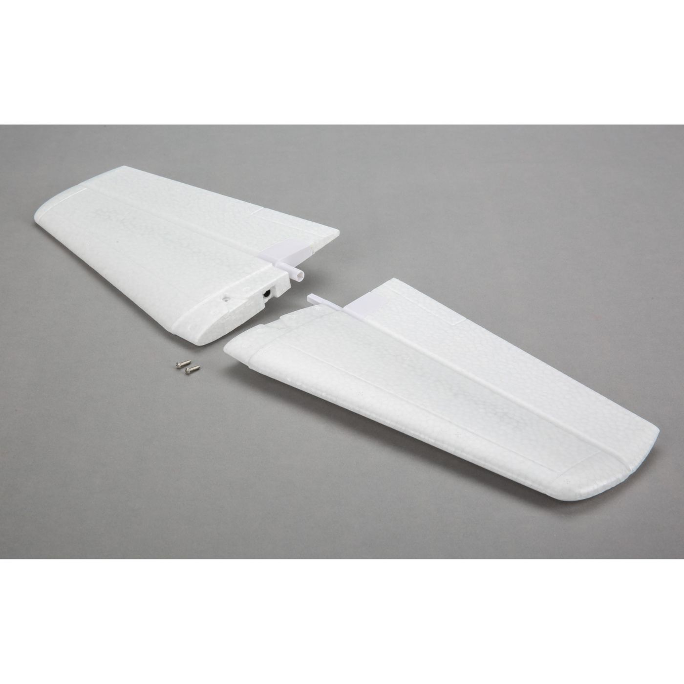 horizontal-tail-set-t-28-12