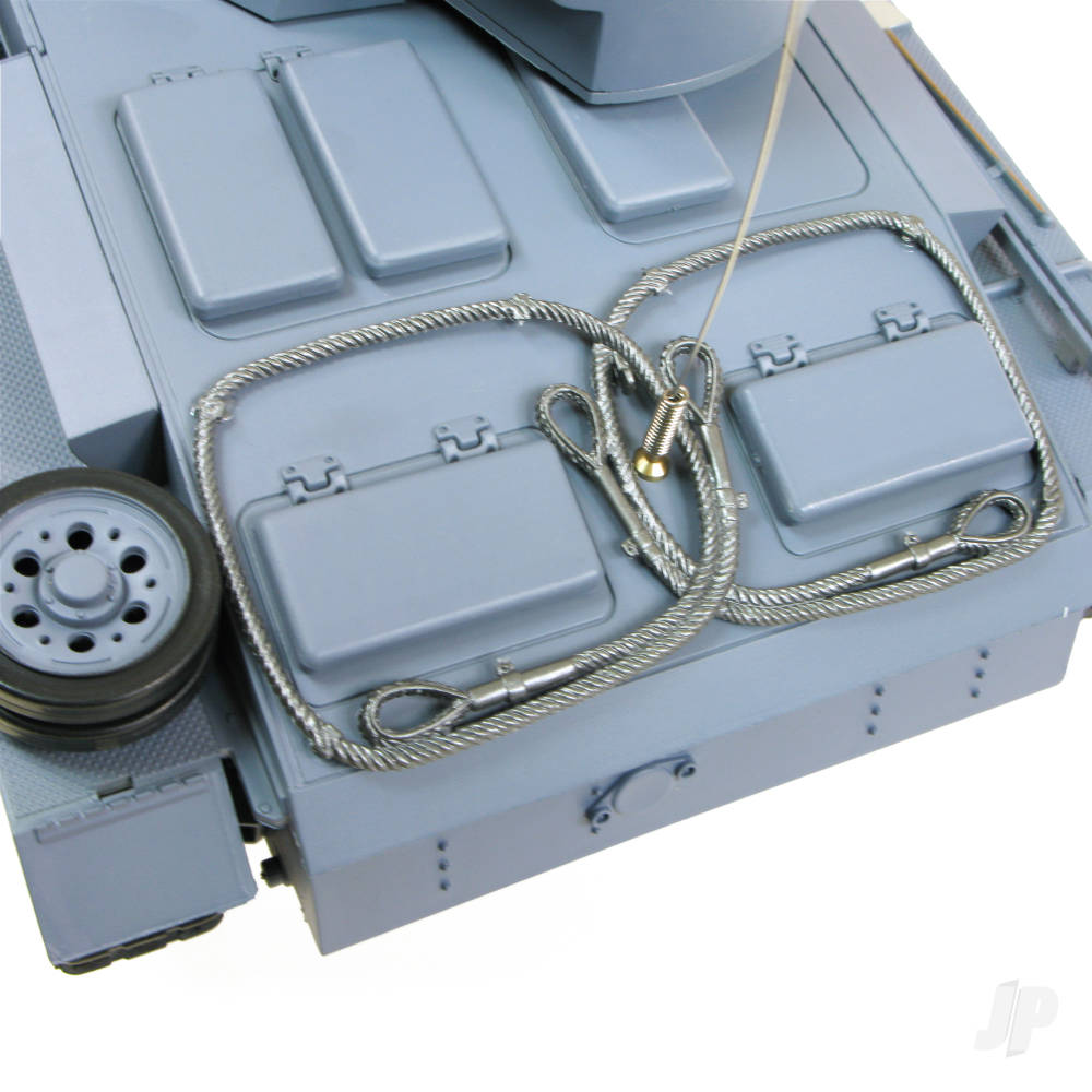 Henglong 1:16 German Panzer III (2.4GHz + Shooter + Smoke + Sound)-3