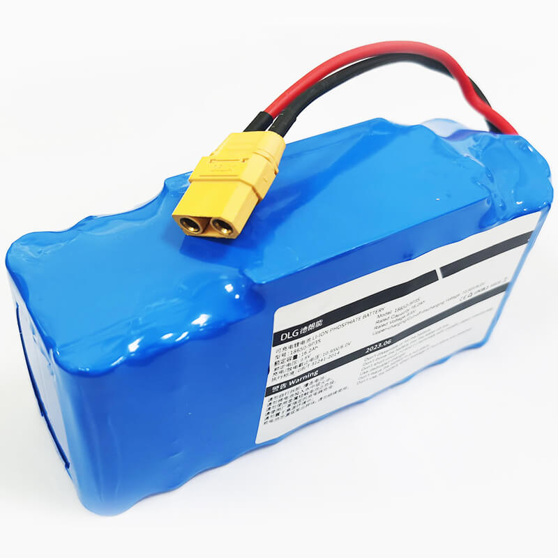 fishing-people-96v-162ah-lifepo-battery-v2
